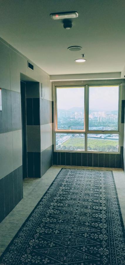 Utm Hotel & Residence Куала Лумпур Екстериор снимка