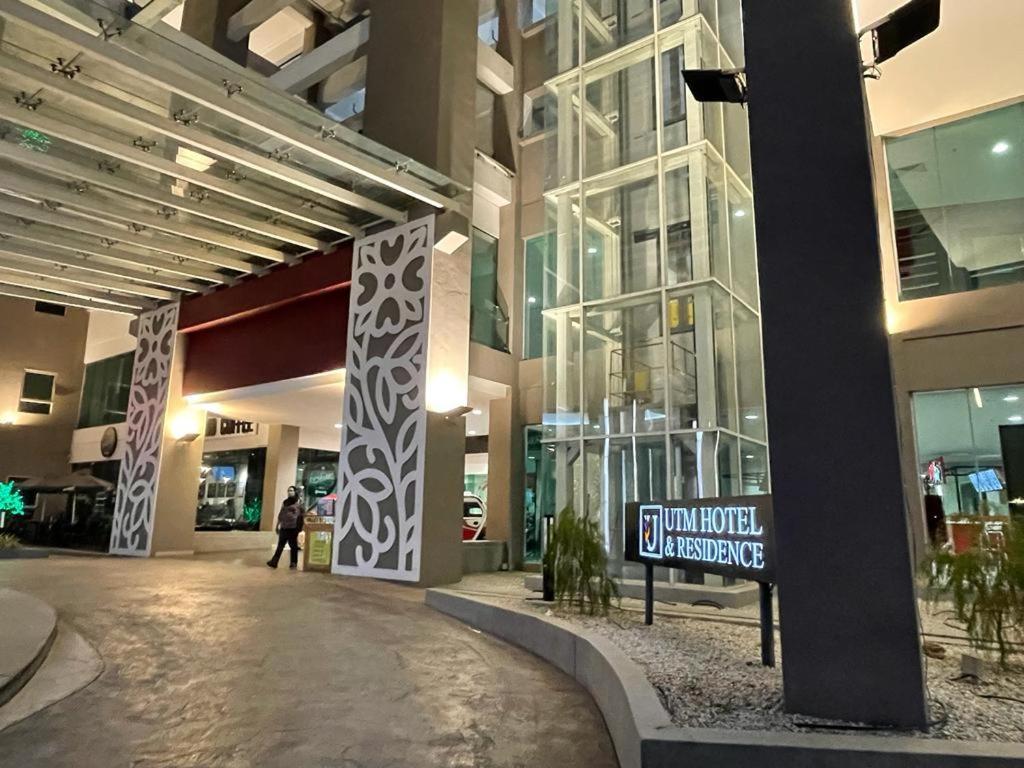 Utm Hotel & Residence Куала Лумпур Екстериор снимка